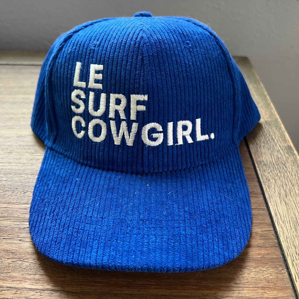 LE SURF. Blue Corduroy Cap